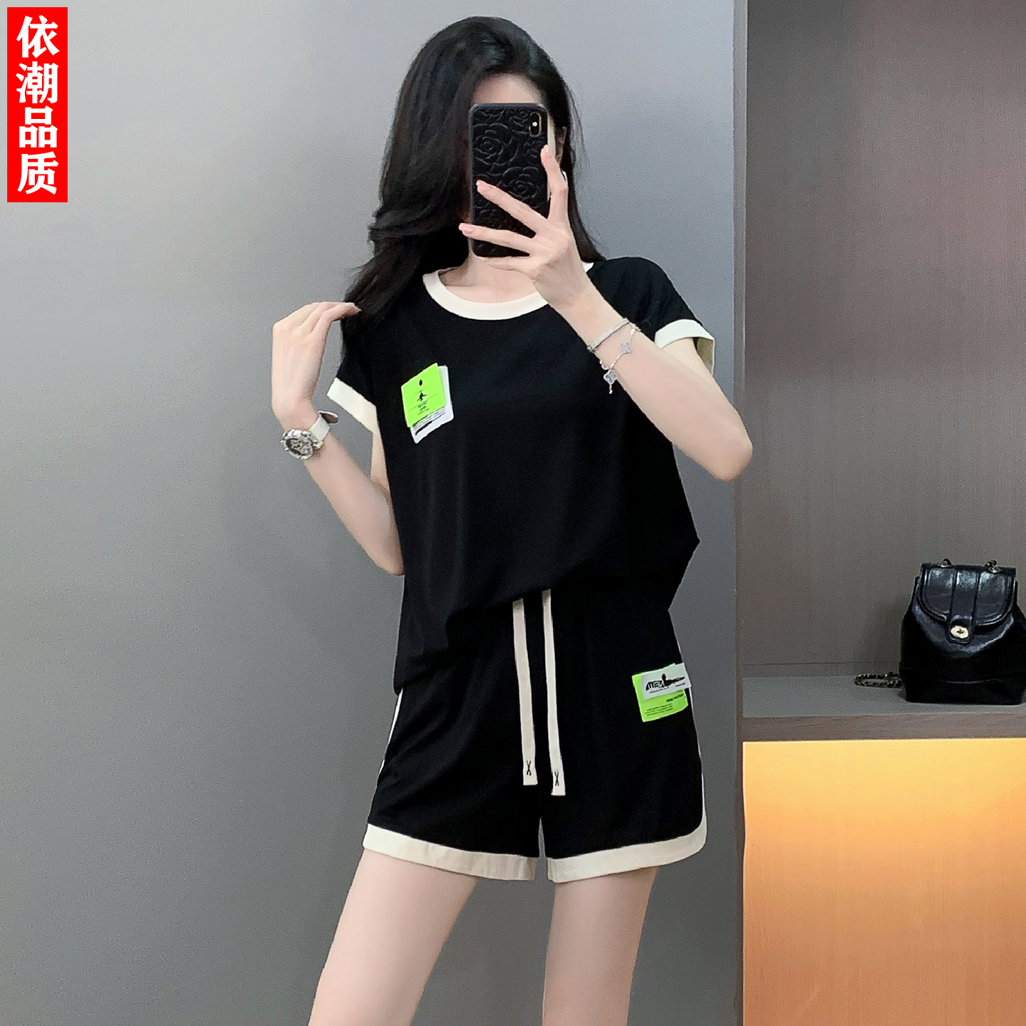 拼色短袖短裤羽毛球服运动套装女