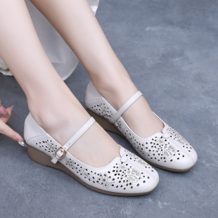 女春夏季 妈妈鞋 新款 女中年夏季 子 坡跟圆头包头凉鞋 真皮镂空洞洞鞋