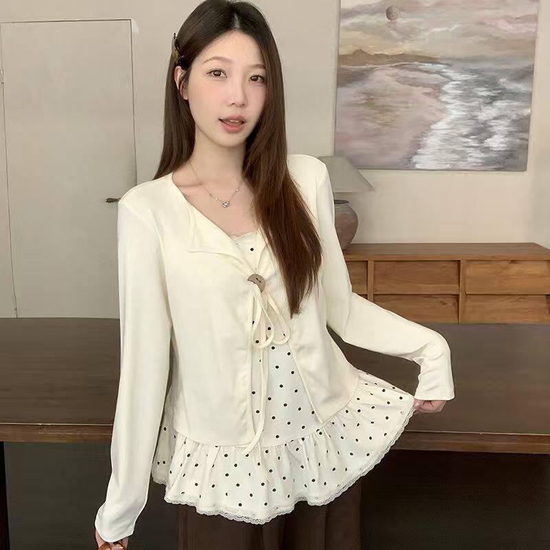 2026秋装新款胖mm大码女显瘦波点假两件韩系木耳边设计感小众上衣