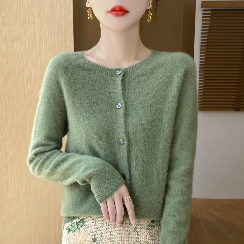 绿色圆领羊毛女针织开衫
