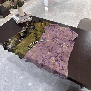 2025早秋款新中式真丝丝绒烧花连衣裙立领盘扣宽松显瘦裙子不退换