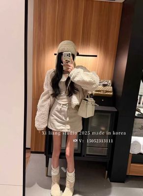 毛绒短外套女2025冬季新款韩版修宽松v领加厚保暖显瘦羊羔毛上衣