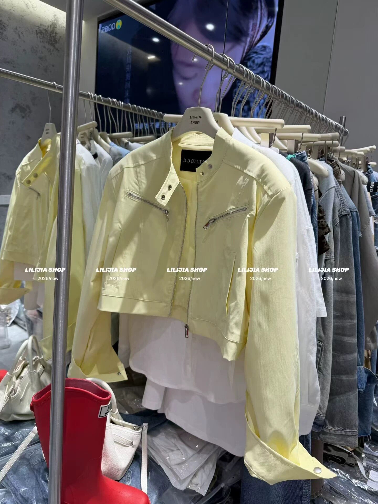 正品实拍2026春季新款韩版宽松时尚拉链设计感立领夹克短外套薄款