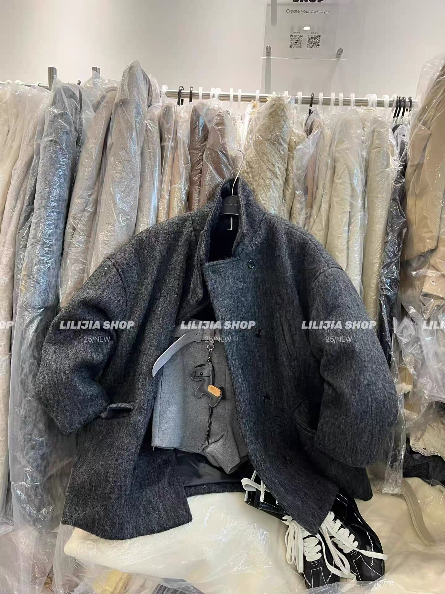 韩国东大门2025冬季新款韩版宽松休闲立领长袖羽绒服羊毛大衣外套