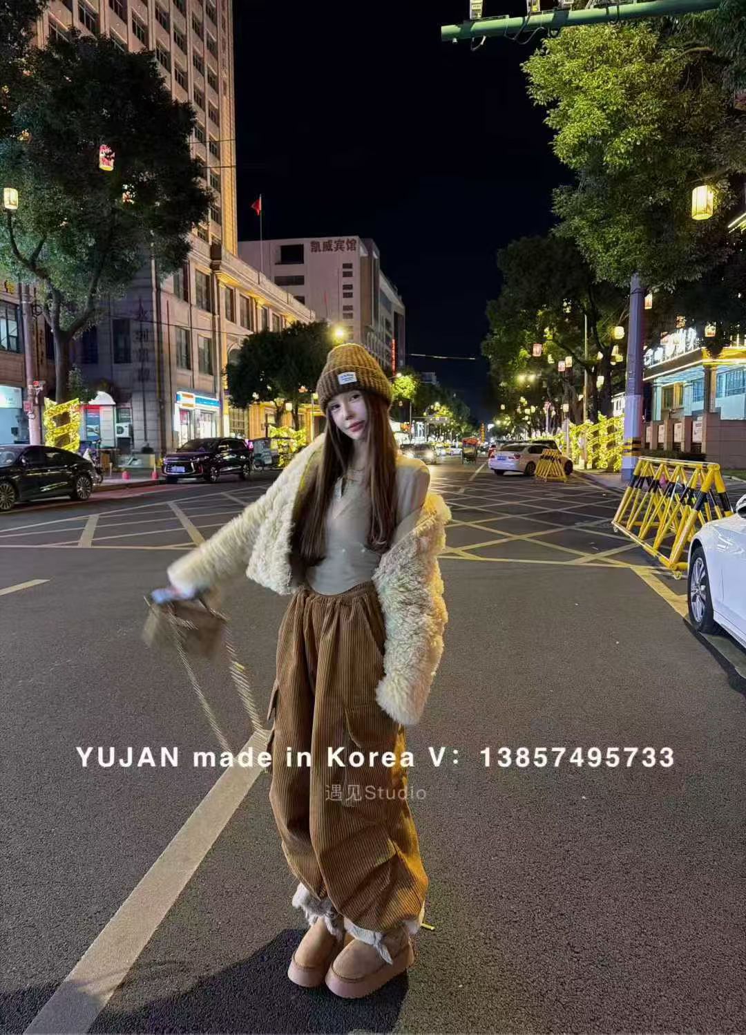 韩国东大门2025冬季新款韩版宽松休闲连帽皮毛一体加厚保暖短外套