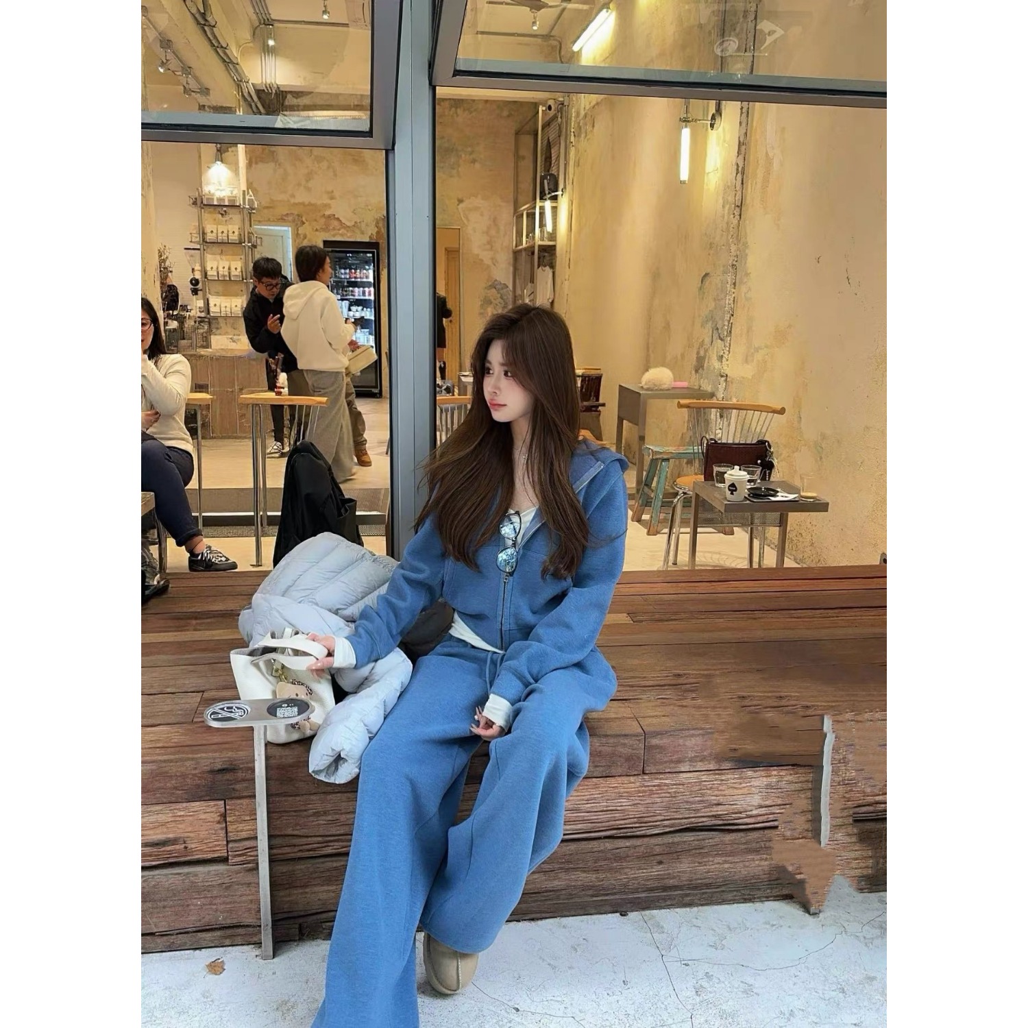 2025秋冬新款时尚连帽拉链卫衣女宽松百搭加绒阔腿裤休闲运动套装