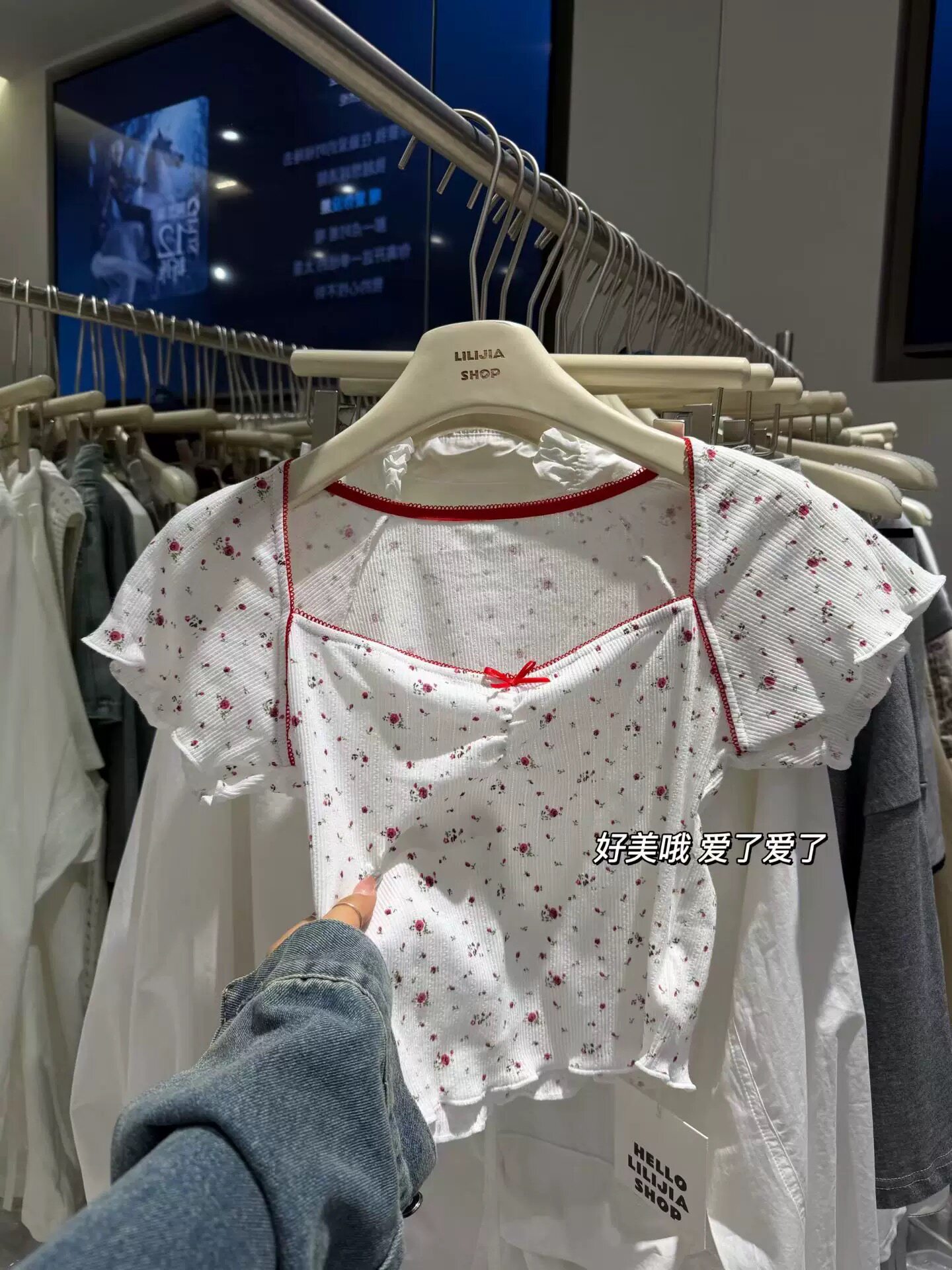 正品实拍2026夏季新款韩版时尚显瘦碎花短袖T恤女蝴蝶结上衣潮ins