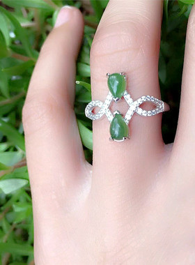 菠菜绿和田碧玉戒指镶宝石戒子