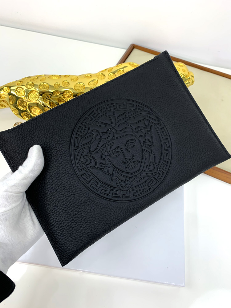 男士手包奢侈品(男士手包奢侈品牌)