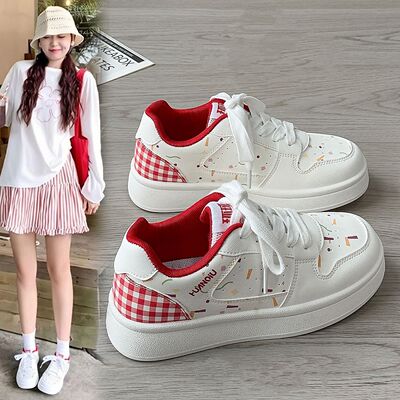 开学季小白鞋女学生早八vibe风通勤运动鞋2026春季新款配校服板鞋