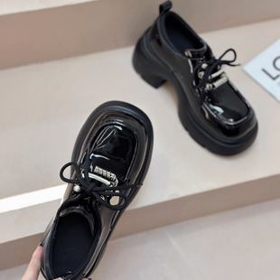 显瘦超轻皮鞋 欧洲站锁链厚底女鞋 9cm小个子增高单鞋 爆款 2026春季