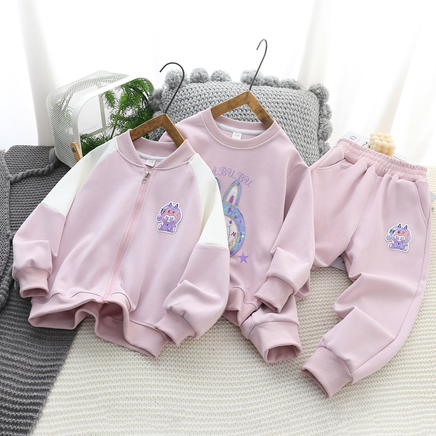 女童春秋装套装2025新款儿童运动休闲三件套拉布布女孩运动服套装