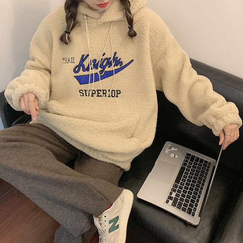 Women's autumn and winter Embroidered Flower hooded and thickened women's clothing