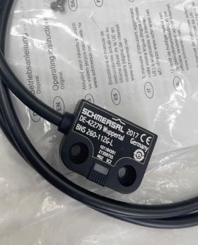 SCHMERSAL  DE-42279   BNS 260-11ZG-L