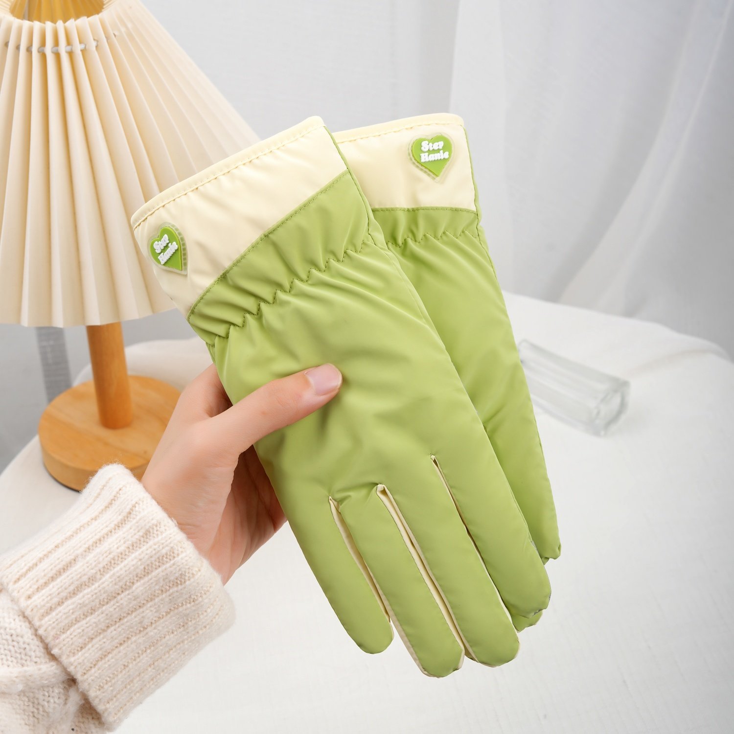 加厚手套女冬季加绒防风防水防滑触屏棉骑电动车滑雪户外运动手套,服饰配件/皮带/帽子/围巾,手套,淘宝优惠券,粉丝福利购,淘宝优惠卷