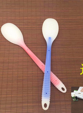敲打捶背保健按摩器会场经络拍