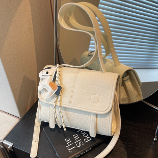 小包包女新款 百搭单肩斜挎包高级感邮差剑桥包小众简约百搭小方包