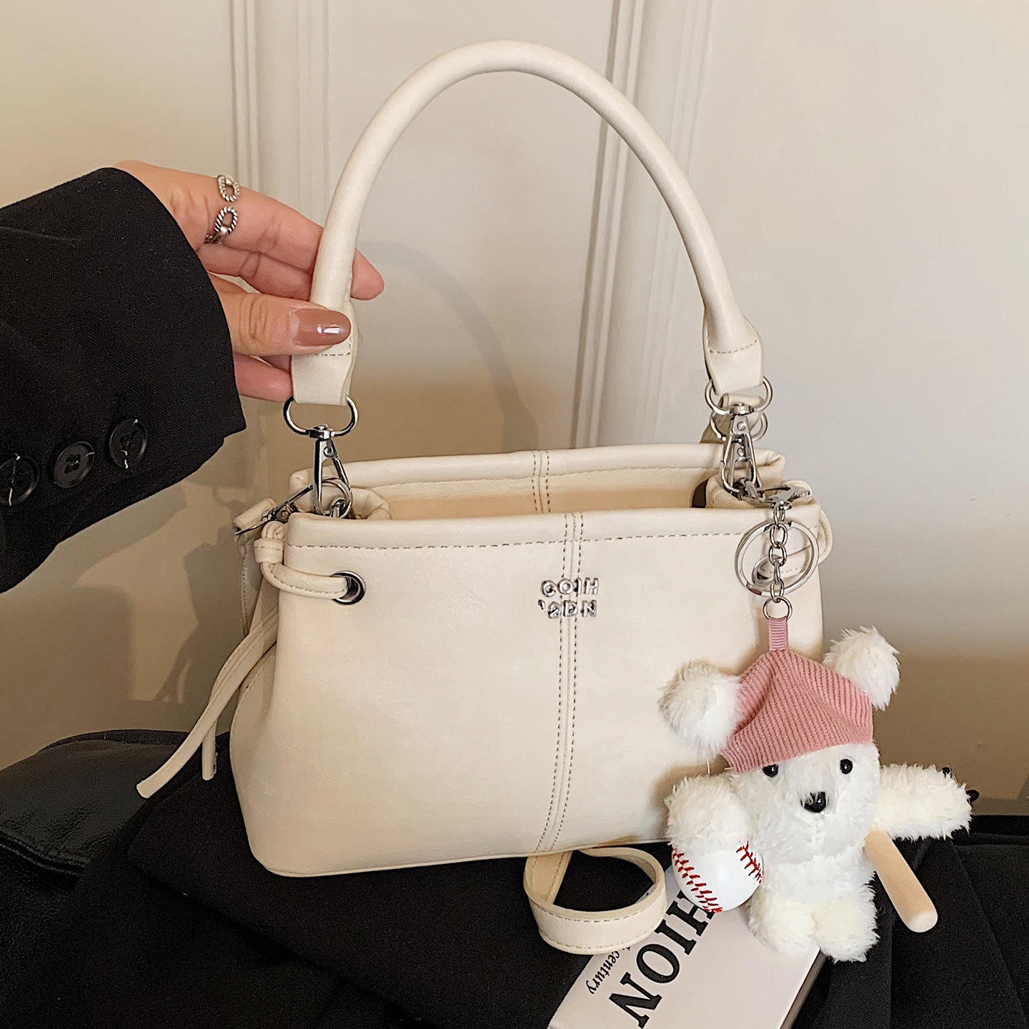 韩版简约手提腋下包包2026新款简约通勤小方包百搭时尚单肩斜挎包,箱包皮具/热销女包/男包,小方包,淘宝优惠券,粉丝福利购,淘宝优惠卷