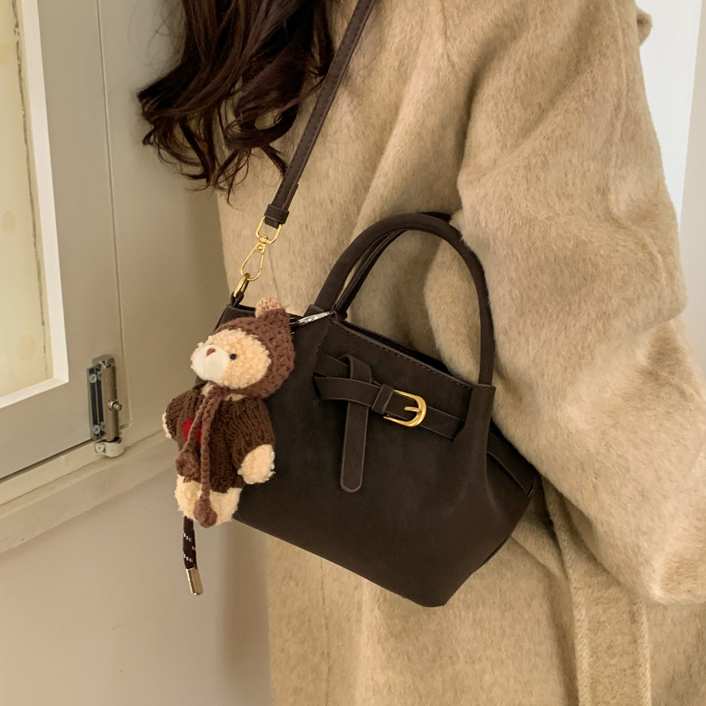 美拉德复古小懒包2026新款秋冬包包斜挎菜篮子包女手提单肩饺子包,箱包皮具/热销女包/男包,水桶包,淘宝优惠券,粉丝福利购,淘宝优惠卷