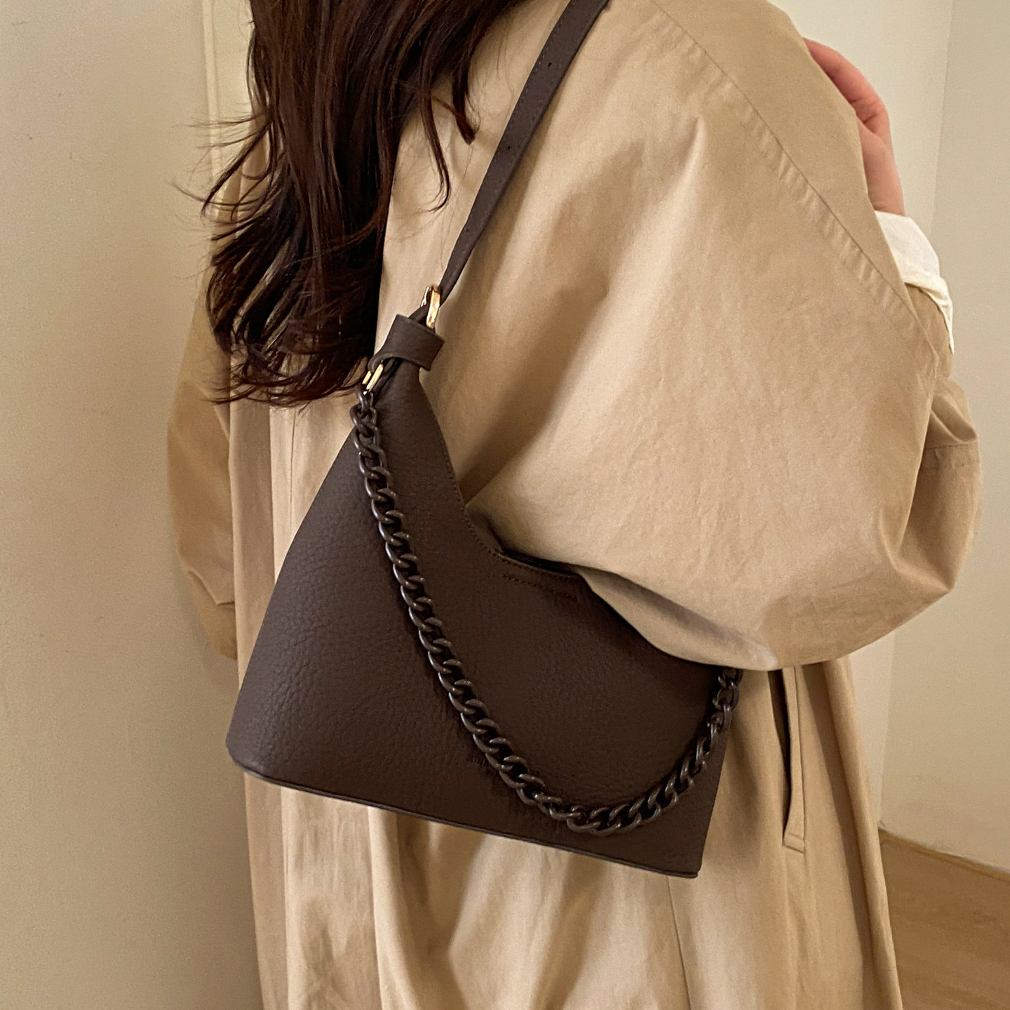 小众设计复古简约小方包女2026新款链条单肩腋下包百搭通勤斜挎包,箱包皮具/热销女包/男包,小方包,淘宝优惠券,粉丝福利购,淘宝优惠卷