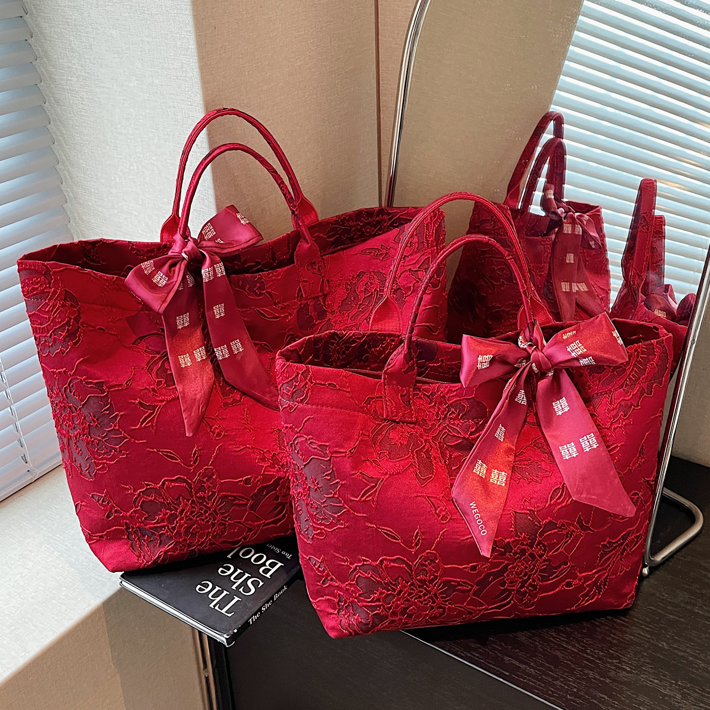 新中式国风复古红色手提单肩包