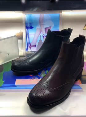 宽楦正品真皮德国女鞋2025秋冬新款低跟圆头布洛克雕花短靴51.641