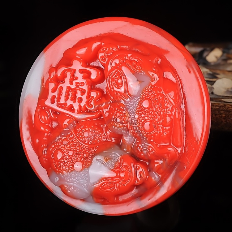 天然新疆和田玉鸡血玉招财金蟾皮带扣男款玉石三足金蟾腰带挂件