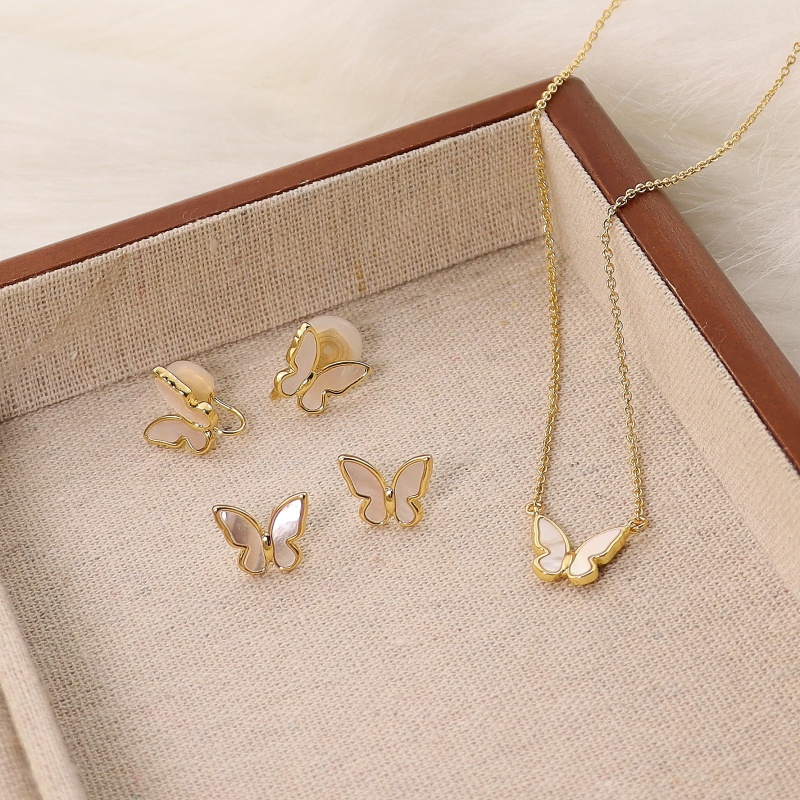 法式轻奢爆款贝母蝴蝶项链耳钉套装耳夹无耳洞时尚通勤仙气配饰女