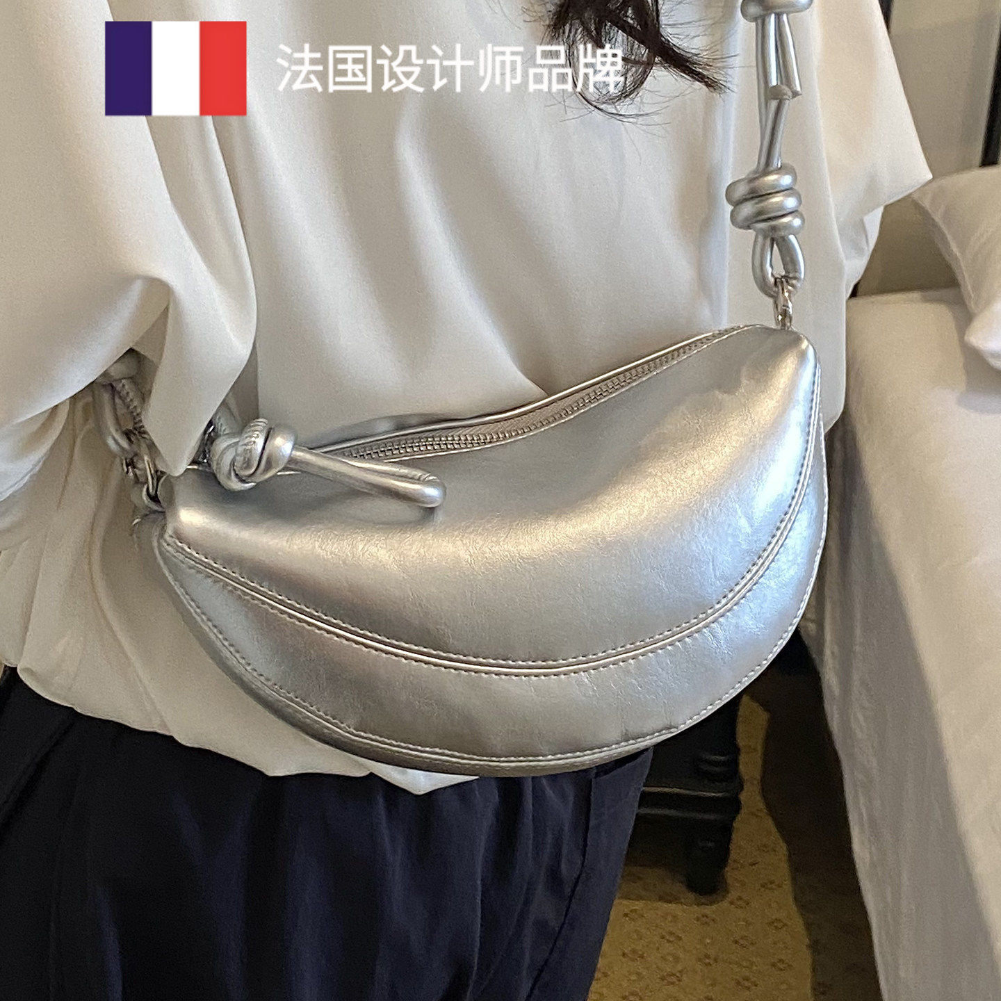 法国MK NB专柜正品 真皮牛角包女2026新款夏天百搭通勤单肩斜挎包