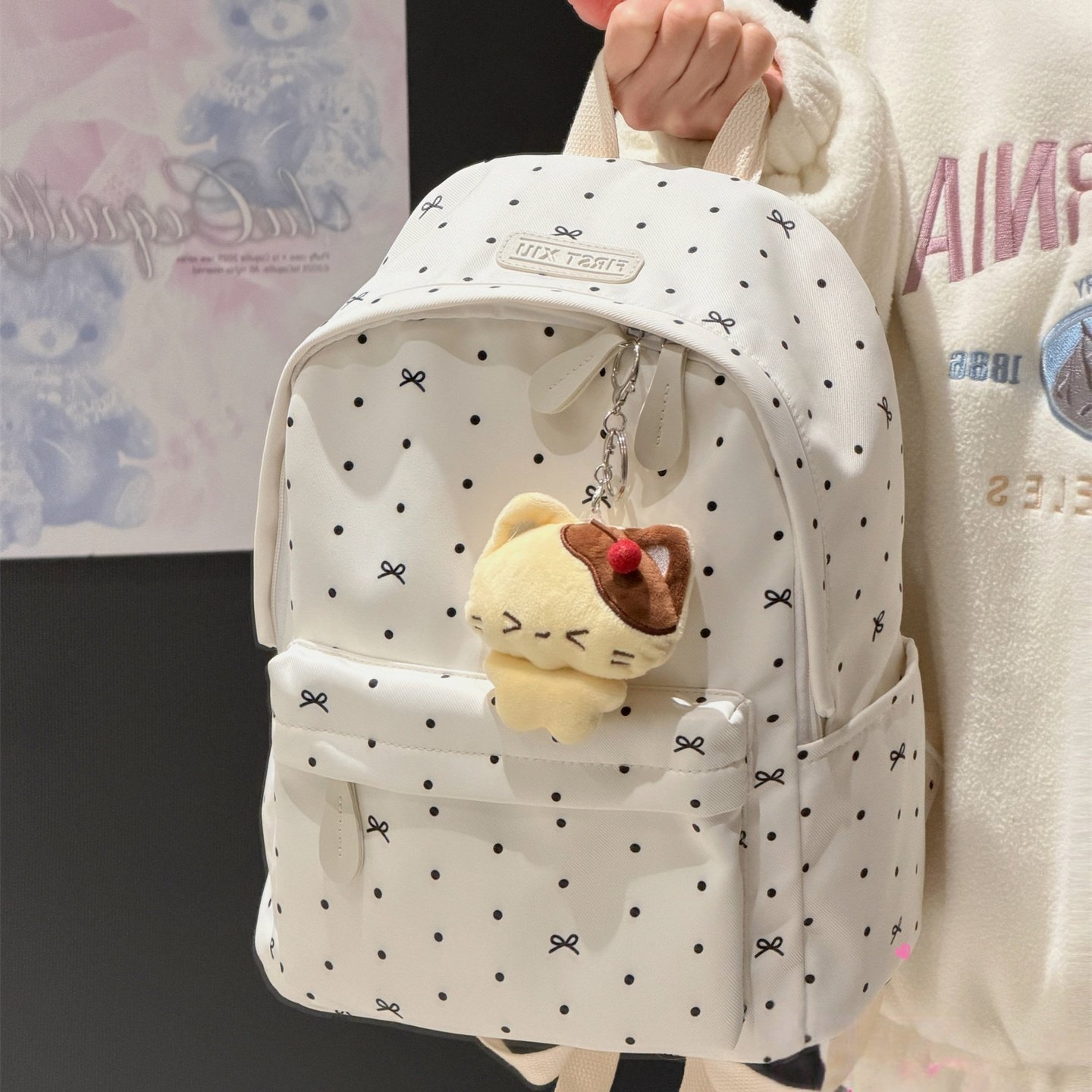 香港ITMCIK书包女初中生高中生日系波点双肩包小学生可爱轻便背包