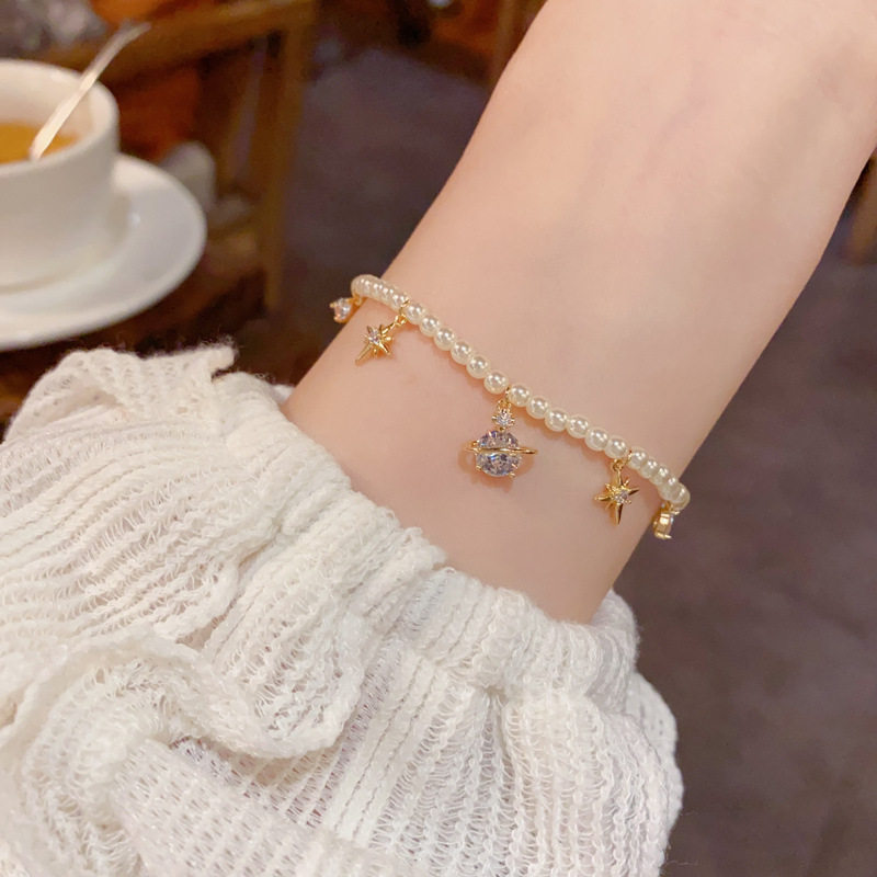 日韩时尚温柔百搭锆石芒星星球珍珠手链气质轻奢简约感手饰品