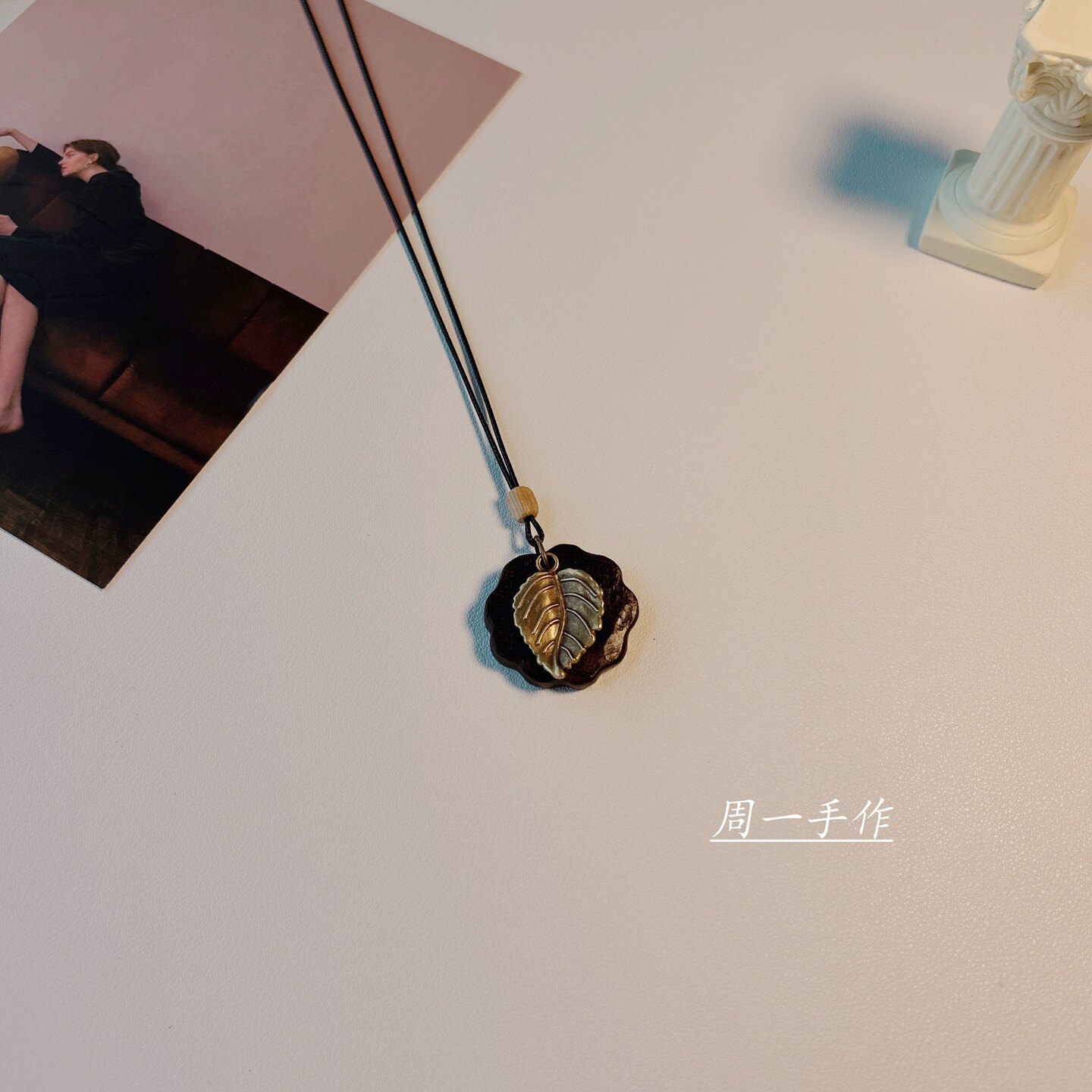 原创手作天然黑檀木树叶吊坠项链