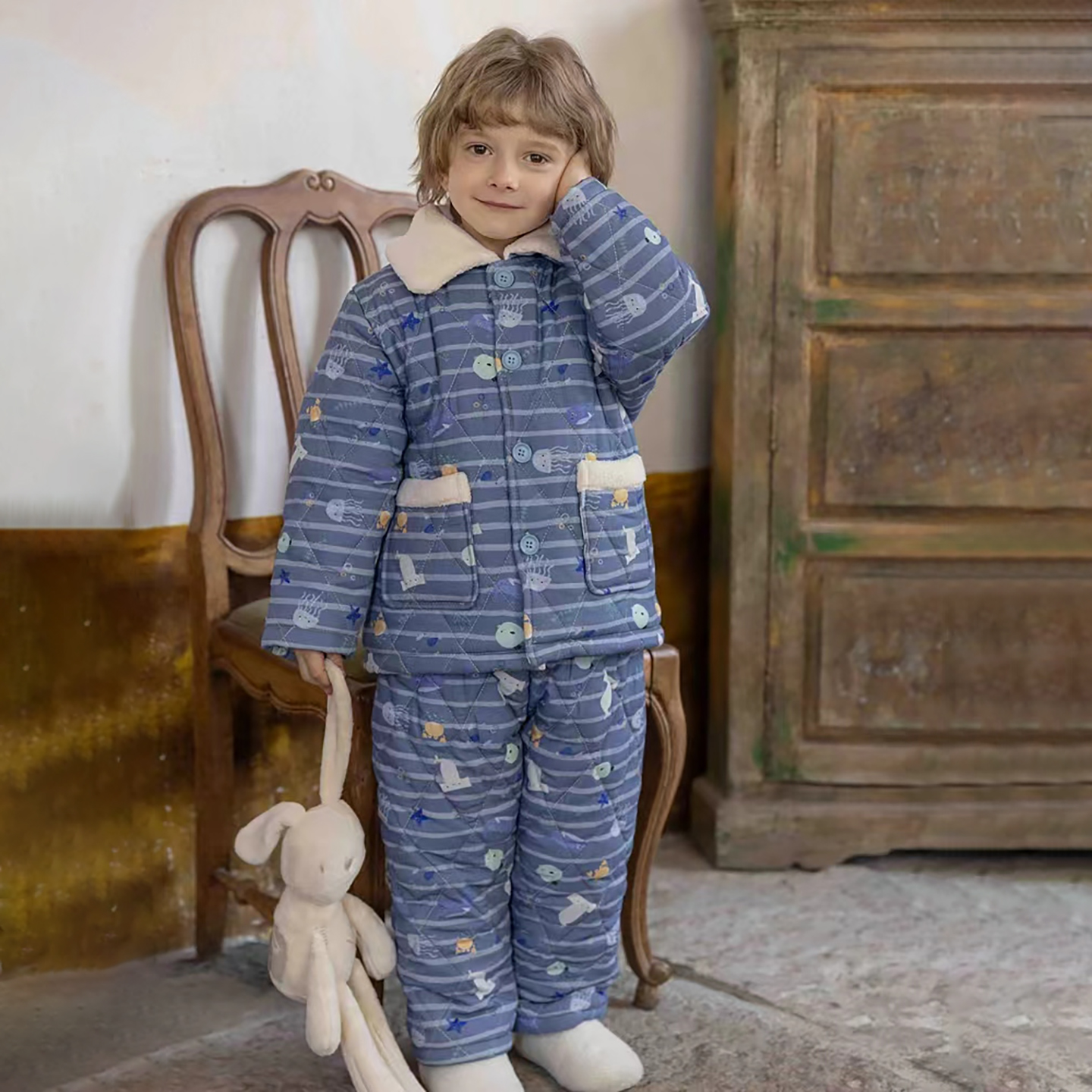 儿童三层夹棉加厚睡衣家居服套装