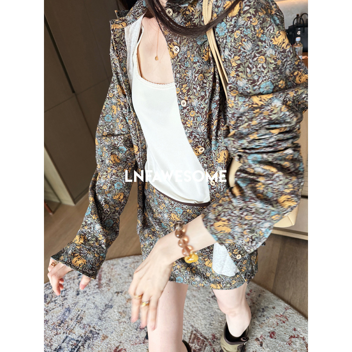 LNFAWESOME 全棉灯芯绒肌理感乌木繁花衬衫/半裙