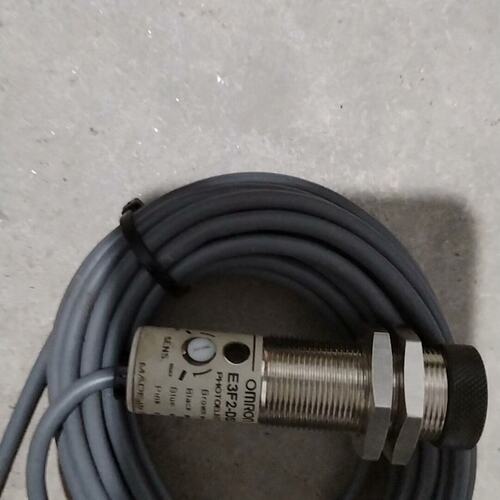 议价传感器E3F2-DS30C4E3F2-DS10B4E3F2-DS30B4