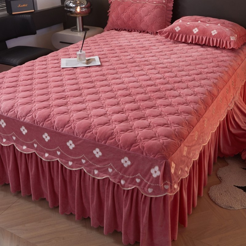 2024年新款珊瑚绒刺绣床裙单件法式蕾丝花边保暖绒床罩床单带裙边