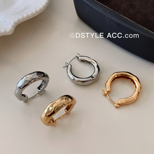 DSTYLE金银肌理褶皱半圆锤纹耳圈