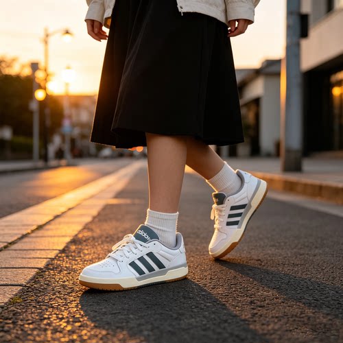 Adidas ENTRAP男女低帮复古板鞋运动防滑耐磨休闲鞋JS3007JQ3925