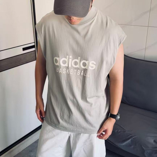 阿迪达斯Basketball Chapter宽松偏大男女潮流短袖无袖T恤IA3443