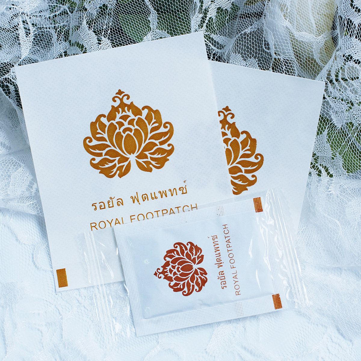 睡前贴一贴 泰国royal皇家足贴一包10片装 买一送一