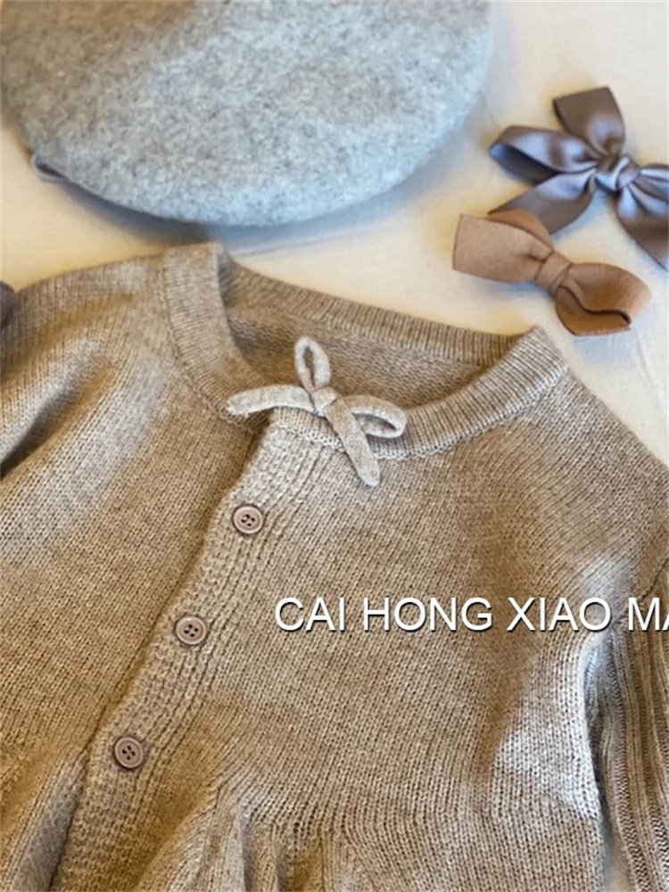 소녀 유행 2024 시즌 새로운 니트 가디건 싱글 브레스트 모직 스웨터 소녀 가을 스타일 겉옷 트렌드