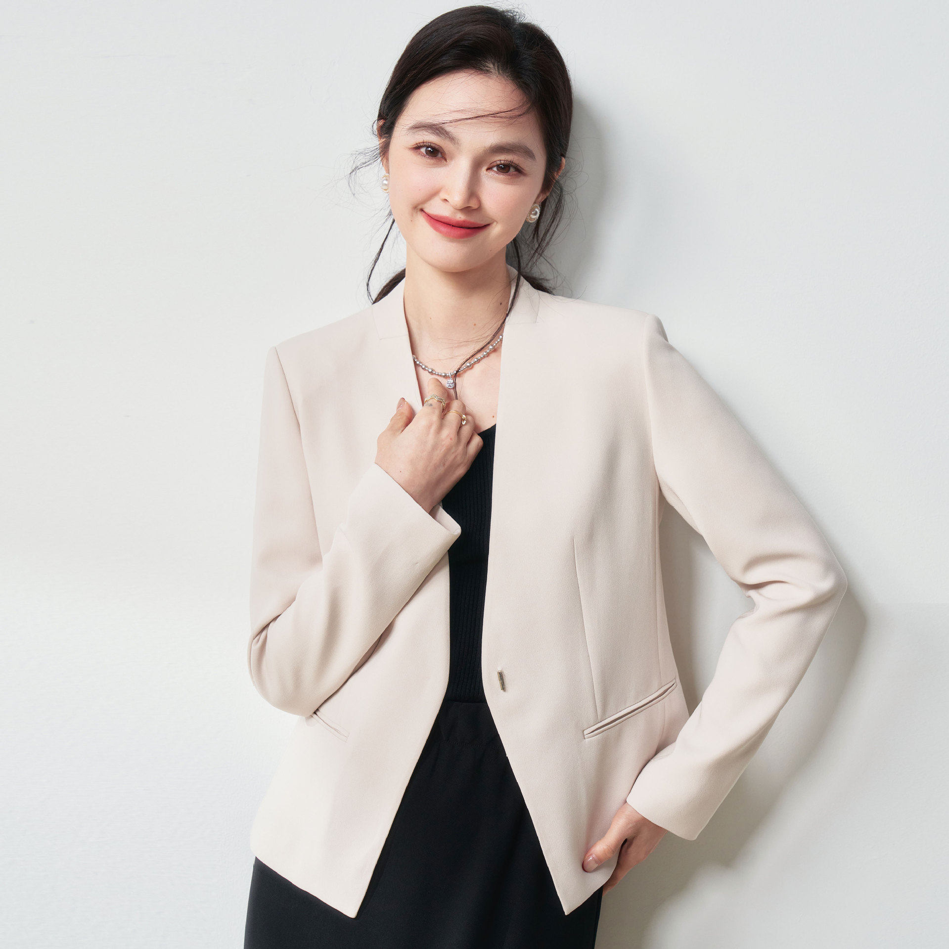 25秋季Theor*y同款高级感职业正装立裁修身显瘦通勤西装外套25071