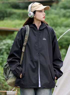 冲锋衣外套女2024新款爆款春秋款户外登山服防风连帽夹克潮牌上衣