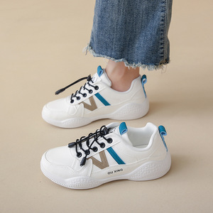 ins韩版小白鞋女潮2023秋季新款学生运动鞋轻便百搭爆款休闲鞋女