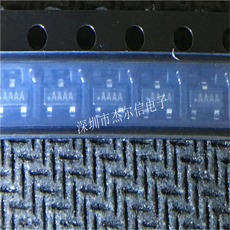 MAX809LEUR-T 丝印AAAA  MAXIM SOT23-3全新进口原装 可直拍 出样