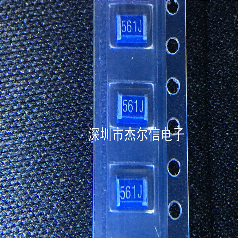 NL453232T-561J 1812 560UH 5% 50MA 贴片绕线电感 TDK 原装 直拍