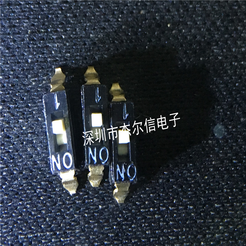 EM-01-V-T/R 1位 拨码开关 贴片编码开关 圆达 SOP2 进口原装直拍