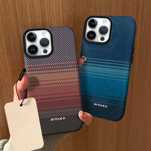 复古风碳纤维纹适用iPhone16ProMax手机壳苹果14/15plus菲林13/11
