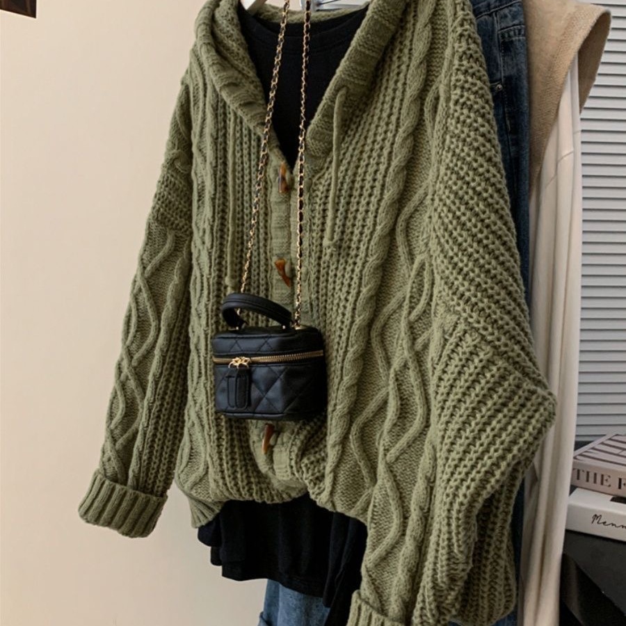 橄榄绿显白高级感加厚保暖毛衣