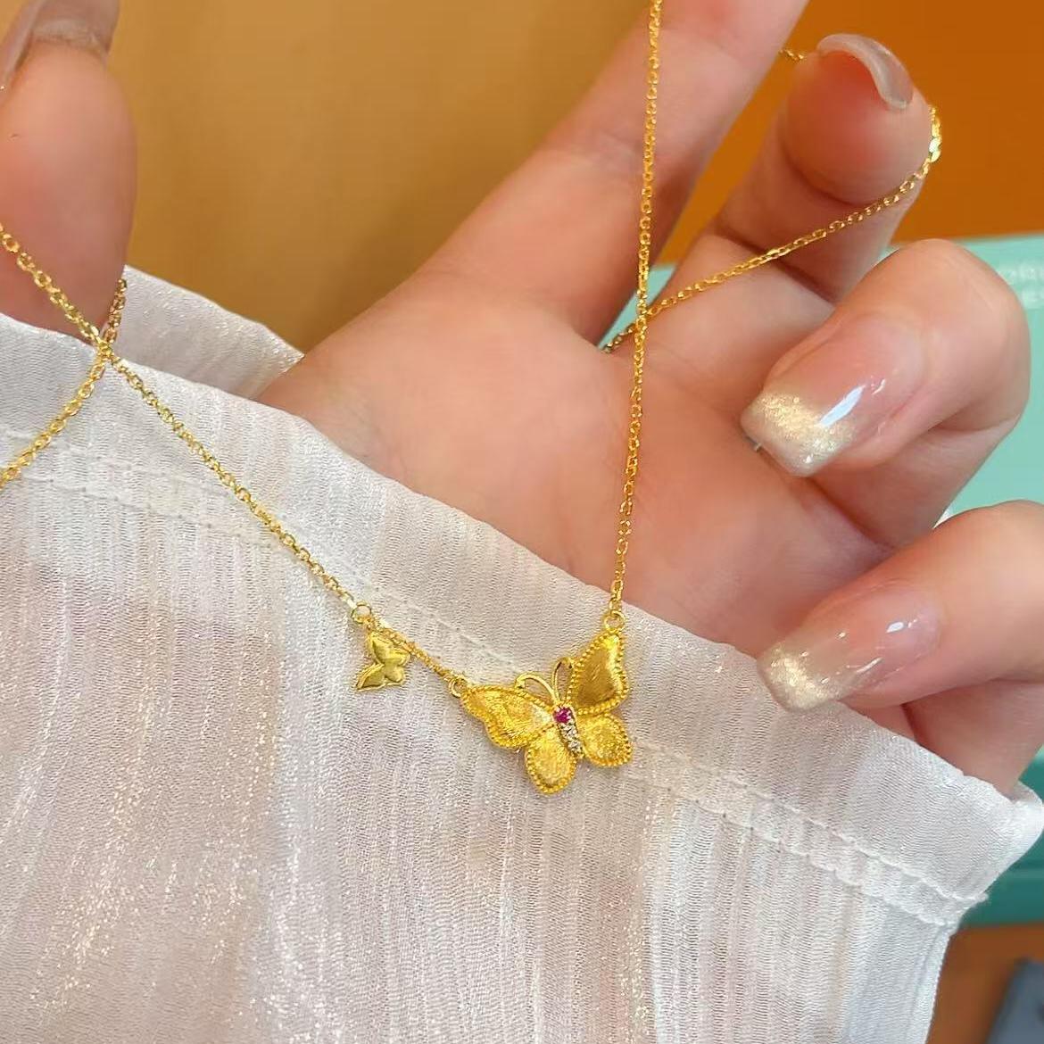 2025年新款法式复古金色项链